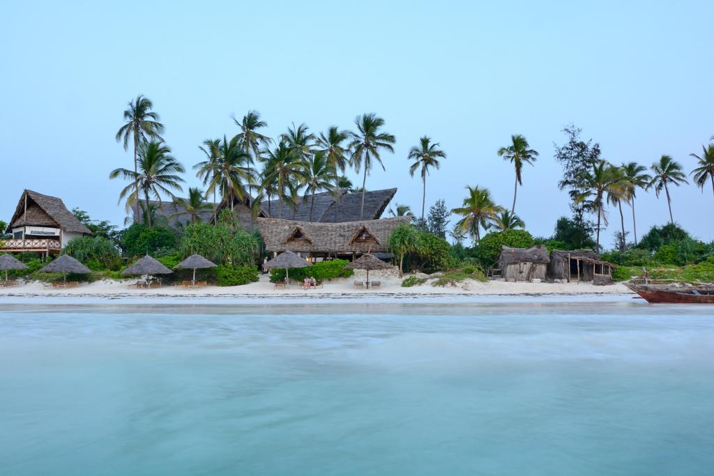 Kena Beach Hotel マテムウェ エクステリア 写真