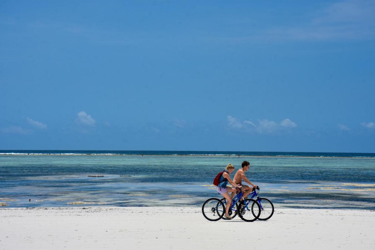 Kena Beach Hotel マテムウェ エクステリア 写真